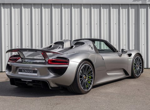 Porsche 918 Spyder 7
