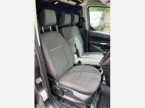 Ford Transit Connect 1.6 TDCi 240 Limited Panel Van 4dr Diesel Manual L2 H1 (128 g/km, 113 bhp) 27