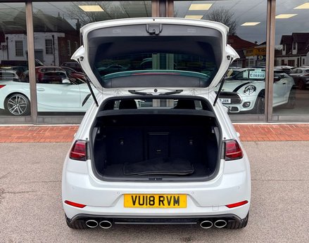 Volkswagen Golf 2.0 Golf R TSi 4WD 5dr 76
