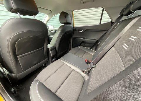 Kia Stonic 1.0 T-GDi 48V GT-Line S 12