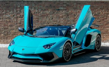 Lamborghini Aventador SV LP750-4 Roadster 7