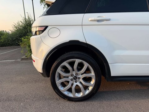 Land Rover Range Rover Evoque 2.2 SD4 Dynamic SUV 5dr Diesel Auto 4WD Euro 5 (190 ps) 8