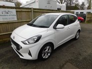 Hyundai i10 1.2 MPI SE CONNECT 5 Dr 8