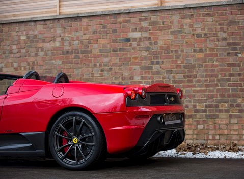 Ferrari 430 Scuderia Spider 16M 22