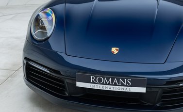 Porsche 911 Carrera S (992) 24