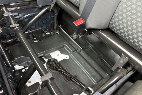 Ford Transit 350 L2 H2 Trend 130 ps Panel Van - Sat Nav 16