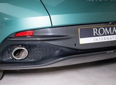 Aston Martin DB12 Coupe 36