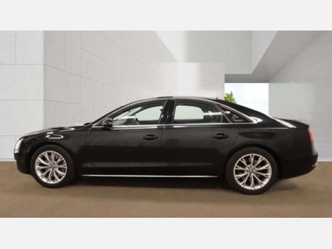Audi A8 4.2 FSI V8 SE Saloon 4dr Petrol Tiptronic quattro Euro 5 (372 ps) 6