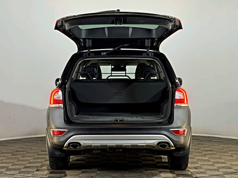 Volvo XC70 D5 SE LUX AWD GEARTRONIC 9