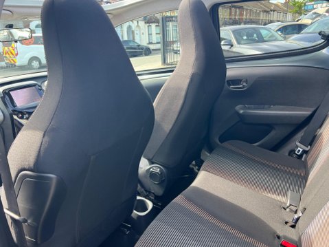 Peugeot 108 1.2 VTi PureTech Allure Top! Euro 5 5dr 33