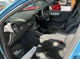 Volvo XC40 2.0 B4 MHEV Plus Dark DCT Auto Euro 6 (s/s) 5dr 28