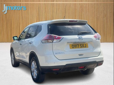 Nissan X-Trail 1.6 dCi Acenta SUV 5dr Diesel XTRON Euro 6 (s/s) (130 ps) 21