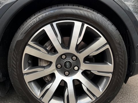 Land Rover Discovery 3.0 SD V6 HSE SUV 5dr Diesel Auto 4WD Euro 6 (s/s) (306 ps) 20