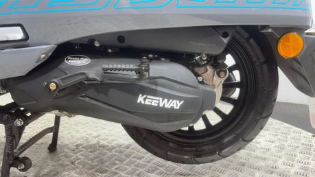 Keeway Versilia 2023 ONLY 2K 125CC SCOOTER NEW MOT WARRANTY 14