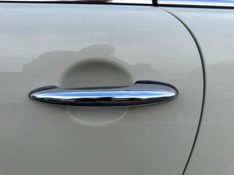 Mini Hatch COOPER 18