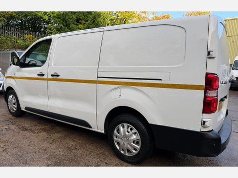 Vauxhall Vivaro 1.5 Turbo D 2900 Dynamic Panel Van 6dr Diesel Manual L2 H1 Euro 6 (s/s) (10 12