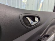 Nissan Navara 2.3 Navara Tekna dCi 4WD 5dr 76