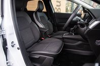 Renault Captur TECHNO E-TECH 31