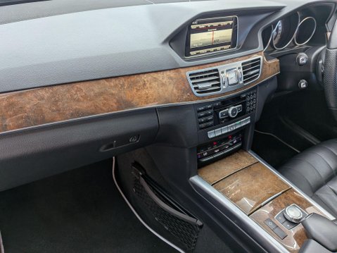 Mercedes-Benz E Class 2.1 E220 CDI SE G-Tronic+ Euro 5 (s/s) 4dr 27