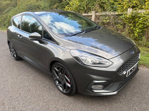 Ford Fiesta ST-3 5
