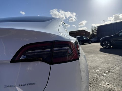 Tesla Model 3 (Dual Motor) Long Range Saloon 4dr Electric Auto 4WDE (346 ps) 19