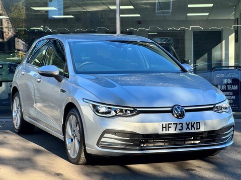 Volkswagen Golf STYLE ETSI DSG 1