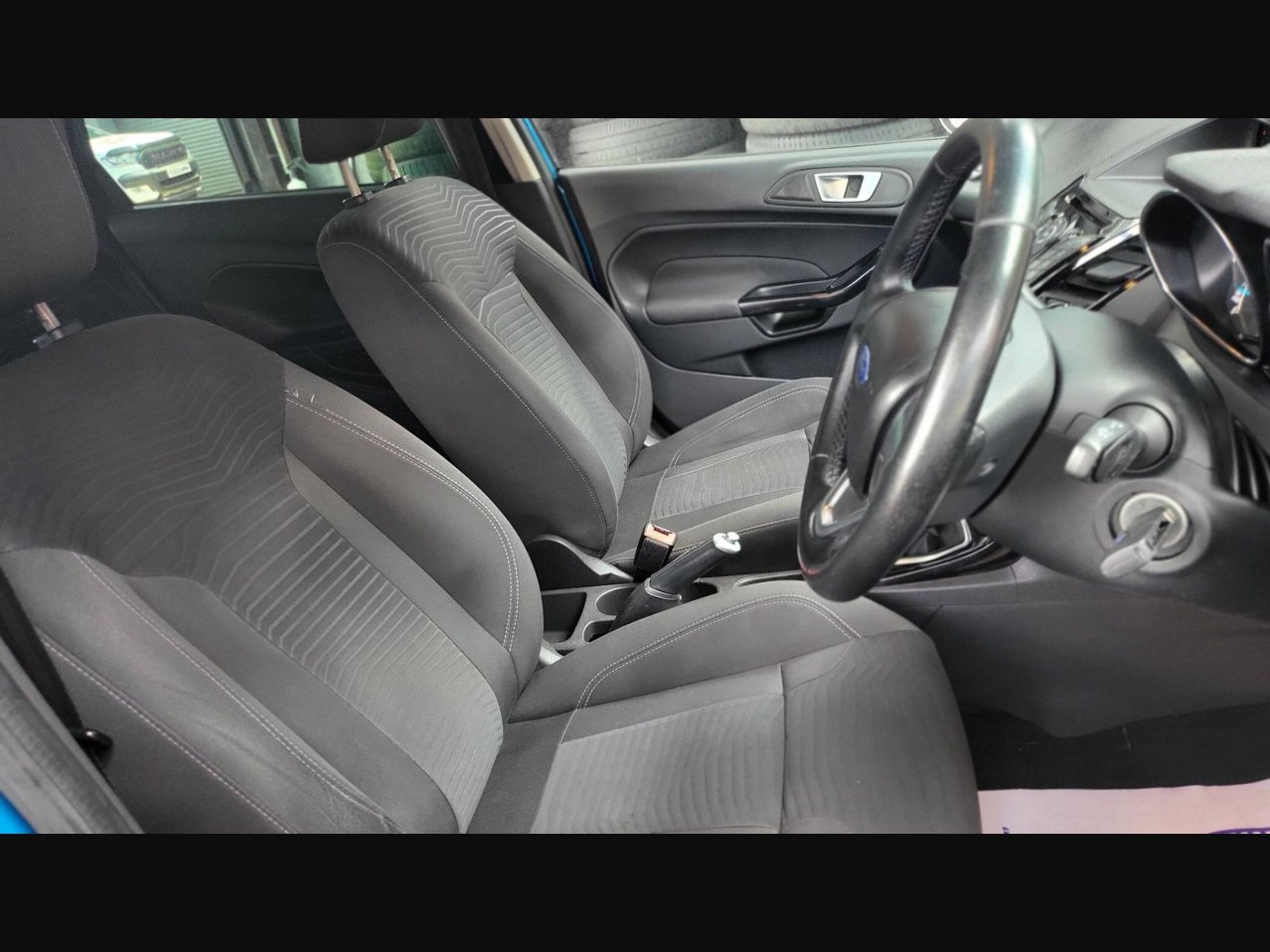 FORD FIESTA ZETEC BODY TYPE HATCHBACK COLOUR BLUE FUEL TYPE PETROL MPG 54.3 4,995...