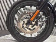 Harley-Davidson Sportster 883 XL883N IRON 2015 20K NEW MOT SERVICED CRUISER BIKE 25