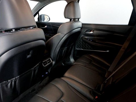 Hyundai SANTA FE 1.6 h T-GDi Premium SUV 5dr Petrol Hybrid Auto 4WD Euro 6 (s/s) (230 ps) Ai 19