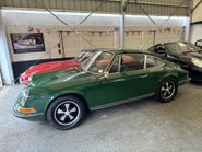 Porsche 911 T 2.2 LWB - LHD COUPE 42