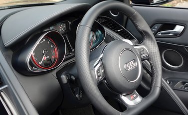 Audi R8 V10 Spyder 3