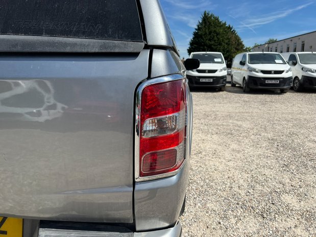 Mitsubishi L200 L200 Barbarian Di-D Auto 21