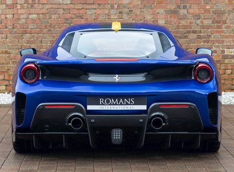 Ferrari 488 Pista 5