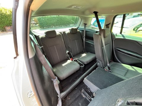 Vauxhall Zafira 1.4i Turbo SRi Euro 6 5dr 27