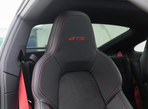 Porsche 911 CARRERA GTS (992) 10