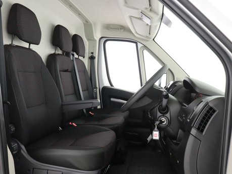 Citroen Relay 2.2 BlueHDi L3H2 Van 140ps Enterprise Pro 12