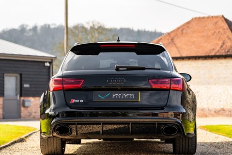 Audi RS6 4.0 TFSI V8 Performance Tiptronic quattro Euro 6 (s/s) 5dr 21