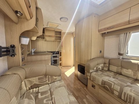 Coachman Pastiche 470 11