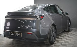 Tesla Model Y PREMIUM LONG RANGE AWD GROK AI Rear Screen Heated & Vented Seats 1 Owner VQ 7