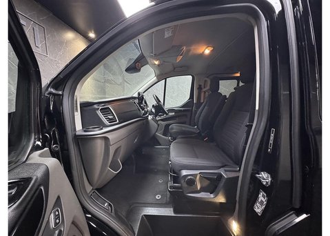 Ford Transit Custom 2.0 300 EcoBlue Limited Crew Van Double Cab 5dr Diesel Auto L2 H1 Euro 6 (s 52