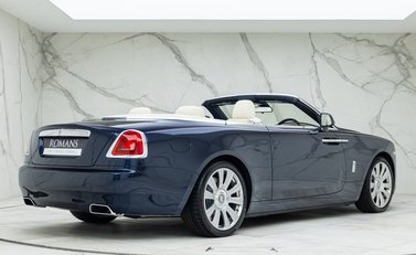 Rolls-Royce Dawn V12 3