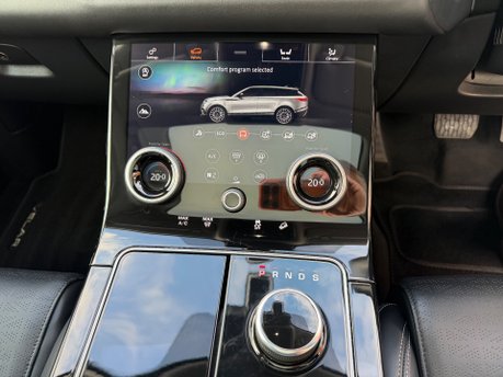 Land Rover Range Rover Velar 2.0 D240 HSE SUV 5dr Diesel Auto 4WD Euro 6 (s/s) (240 ps) 34