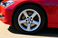 BMW 3 Series 2.0 325d SE 5dr 8