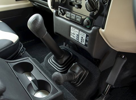 Land Rover Defender 90 Autobiography Edition 20