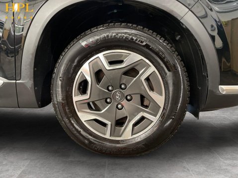 Hyundai SANTA FE 1.6 h T-GDi Premium SUV 5dr Petrol Hybrid Auto Euro 6 (s/s) (230 ps) Cruis 10