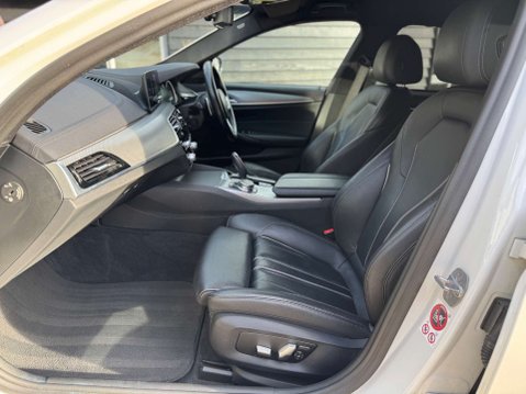 BMW 5 Series 3.0 530d M Sport Touring 5dr Diesel Auto Euro 6 (s/s) (265 ps) 31