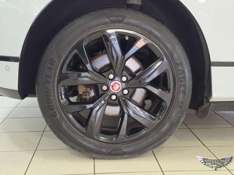 Jaguar I-Pace 400 90kWh SE Auto 4WD 5dr 72