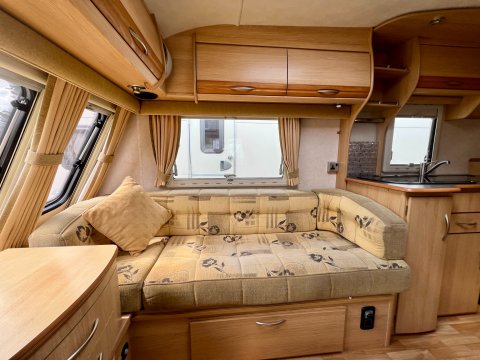 Coachman Pastiche 460 18