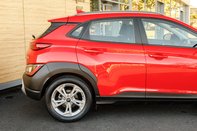 Hyundai KONA T-GDI SE CONNECT MHEV 7