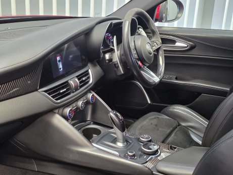 Alfa Romeo Giulia 2.9 V6 Bi-Turbo Quadrifoglio Saloon 4dr Petrol Auto Euro 6 (s/s) (510 ps) 17